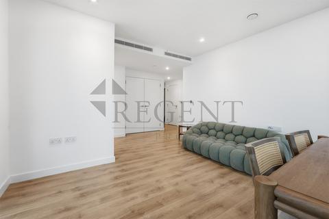 2 bedroom apartment to rent, One Thames Quay, Marsh Wall, E14