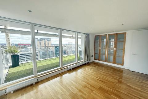3 bedroom penthouse for sale, 96 The Quays, Salford Quays, Salford, M50