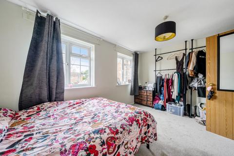 undefined, Abbotsbury Court, Horsham, West Sussex