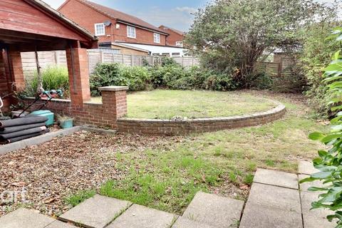 6 Barnston Close, Luton, LU2 9RZ