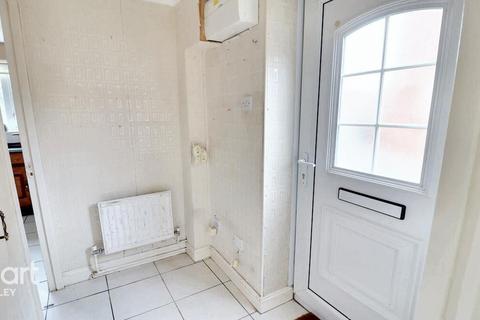 6 Barnston Close, Luton, LU2 9RZ