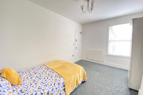 undefined, Douglas Road, Maidstone, Kent, ME16