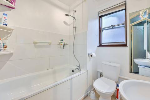 111 Abbeyfield Road, London, SE16 2BS