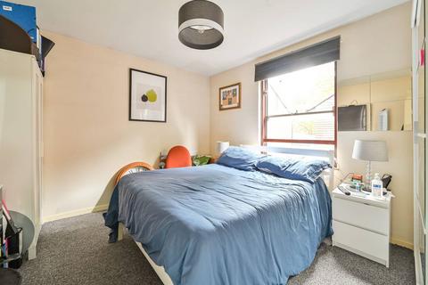 111 Abbeyfield Road, London, SE16 2BS