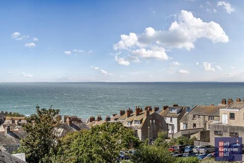 3 bedroom terraced house for sale, Fortuneswell, Portland