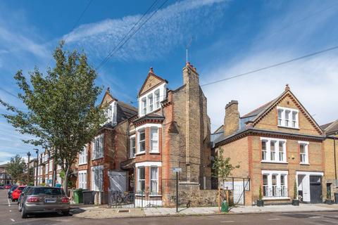 Hemberton Road, Clapham North, London, SW9