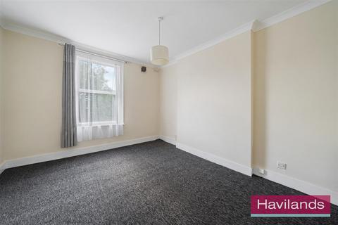 1 bedroom flat for sale, Thornford Road, London