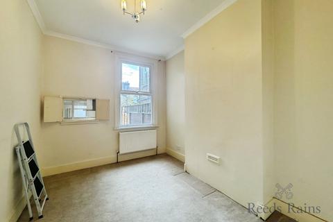 4 bedroom terraced house for sale, Bradgate Road, Catford SE6