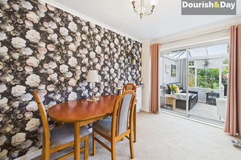 3 bedroom semi-detached house for sale, Manor Farm Crescent, Stafford ST17