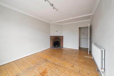 1 bedroom flat for sale, High Street, Esher, KT10