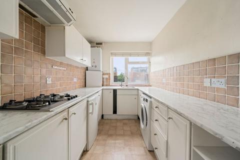 1 bedroom flat for sale, High Street, Esher, KT10