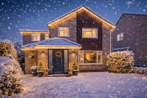 4 bedroom detached house for sale, Yaverland Drive, Bagshot GU19