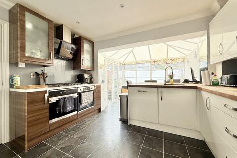 undefined, Woodbury View, St Thomas, EX2