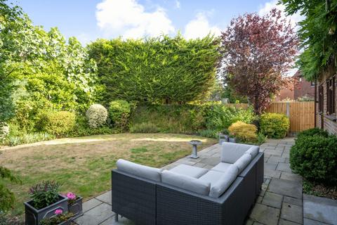 1 Cottis Close, Langdon Hills, Basildon, SS16 6SQ