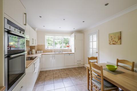 1 Cottis Close, Langdon Hills, Basildon, SS16 6SQ
