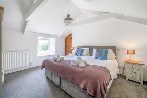 4 bedroom detached house for sale, Coldharbour Farm, Silverwell, Truro