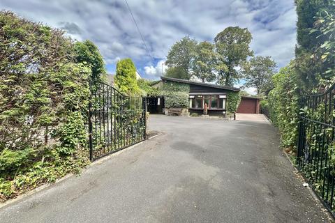 3 bedroom detached bungalow for sale, Huddersfield Road, Liversedge