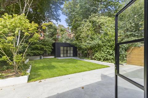 3 bedroom apartment for sale, Fellows Road, Belsize Park, London NW3