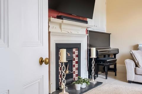 5 bedroom semi-detached house for sale, Lower Green Road, Tunbridge Wells