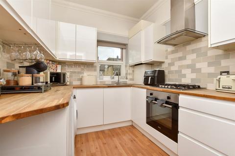 35a Litchfield Road, Sutton, SM1 4BQ