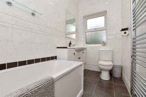 35a Litchfield Road, Sutton, SM1 4BQ