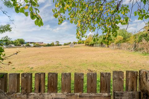 undefined, Tilsworth Road, Leighton Buzzard LU7