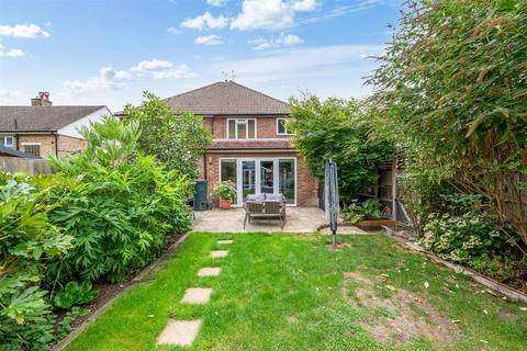 35 Breech Lane, Walton On The Hill, Tadworth, KT20 7SJ