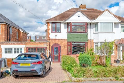 52 Berkeley Road, Shirley, Solihull, B90 2HT