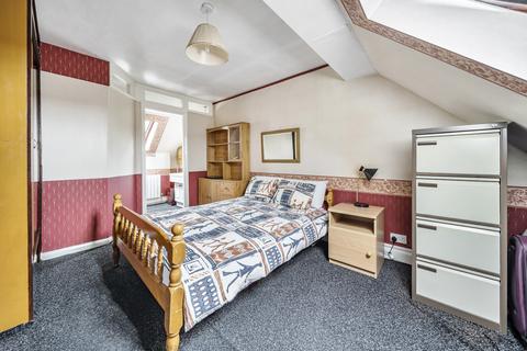 9 Glenhurst Rise, London, SE19 3XN