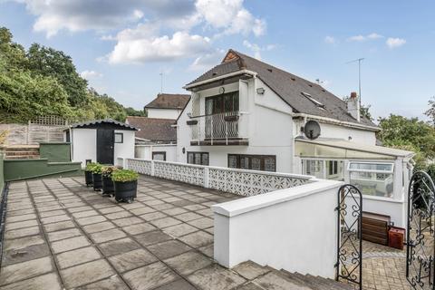 9 Glenhurst Rise, London, SE19 3XN