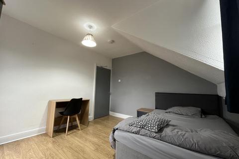 undefined, 22 College Grove Road, Wakefield WF1