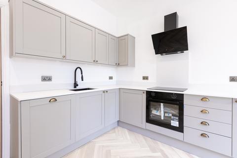 2 bedroom flat for sale, Ninian Road, Cardiff