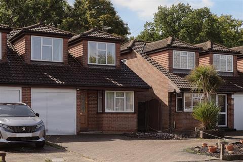undefined, Tollgate Avenue, Redhill