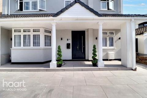 undefined, Sackville Crescent, Harold Wood