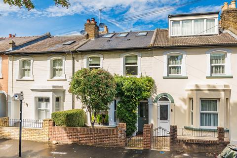 25 Clifton Road, Isleworth, TW7 4HJ