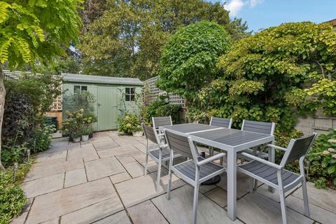 25 Clifton Road, Isleworth, TW7 4HJ