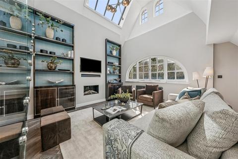 3 bedroom penthouse for sale, St. Loo Avenue, Chelsea, SW3