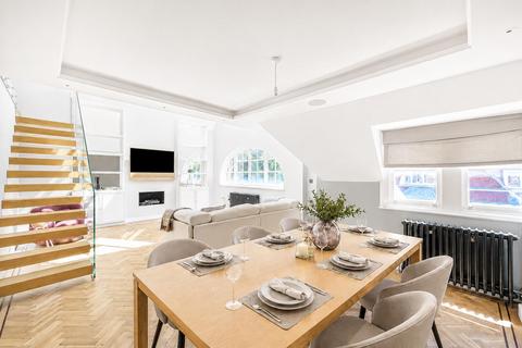 3 bedroom penthouse for sale, St. Loo Avenue, Chelsea, SW3