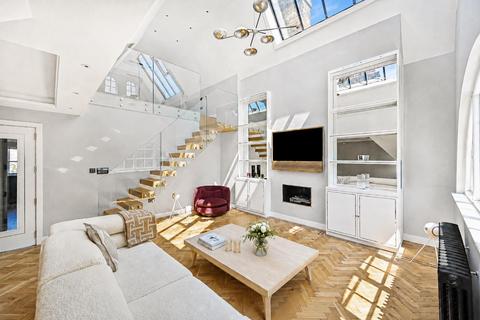 3 bedroom penthouse for sale, St. Loo Avenue, Chelsea, SW3
