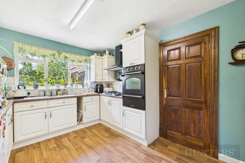 4 bedroom detached house for sale, Lime Kiln Lane, Bridlington