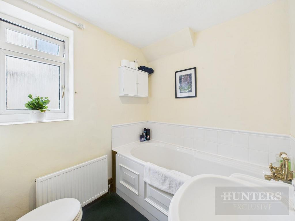 CAM05333 G0-PR0220-STILL005.jpg