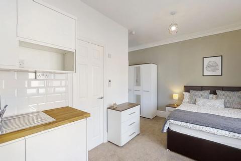 undefined, London Road, Strood, Kent, ME2