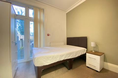 undefined, London Road, Strood, Kent, ME2