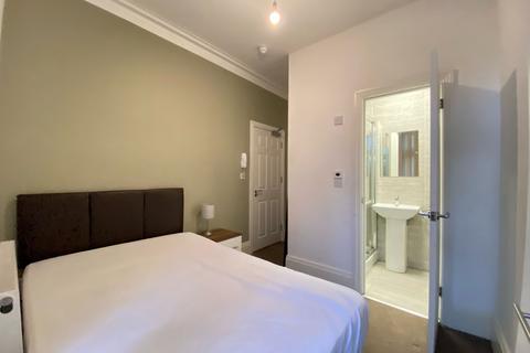 undefined, London Road, Strood, Kent, ME2