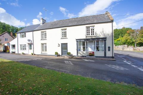 undefined, Combe St. Nicholas, Chard