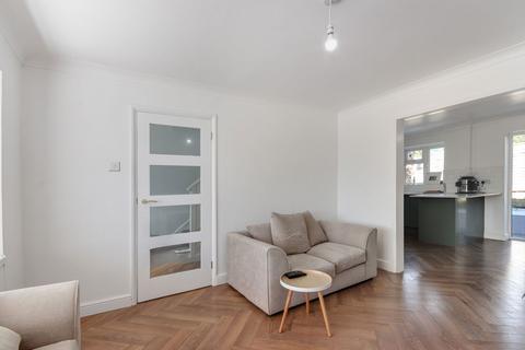 225a Frindsbury Hill, Rochester, ME2 4JS
