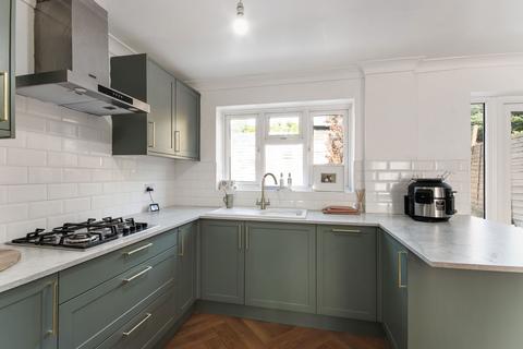 225a Frindsbury Hill, Rochester, ME2 4JS