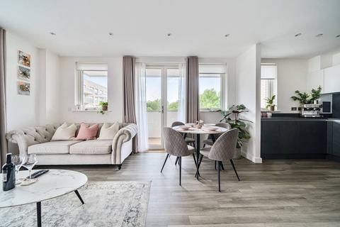 2 bedroom flat for sale, Avenue Road, South Acton, LONDON, W3