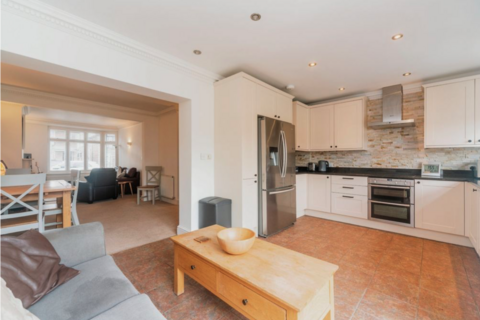 3 bedroom end of terrace house for sale, Garden Road, Walton-on-Thames, KT12