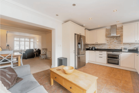 3 bedroom end of terrace house for sale, Garden Road, Walton-on-Thames, KT12
